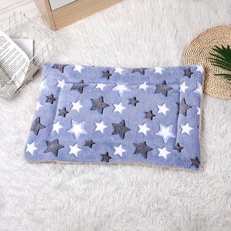 1pc Cartoon Blue Star Pattern Pet Mat, Wear-resistant And Dirt Resistant, Thickened Pet Litter, Cat Nest Mat